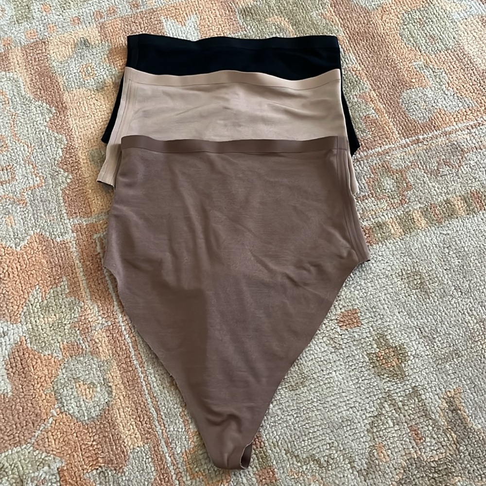 SKIMS Shapewear Set of 3